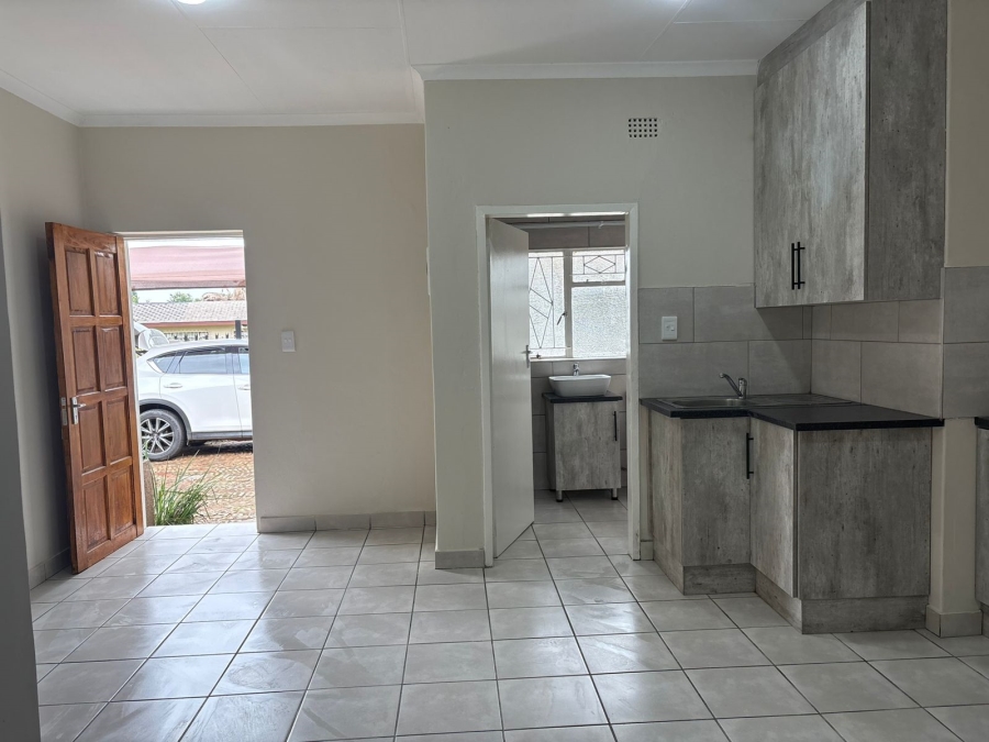 To Let 2 Bedroom Property for Rent in Wilkoppies North West